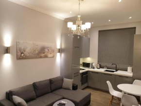 MARBEO 5 Star Luxury Suites - Peldu in Libau